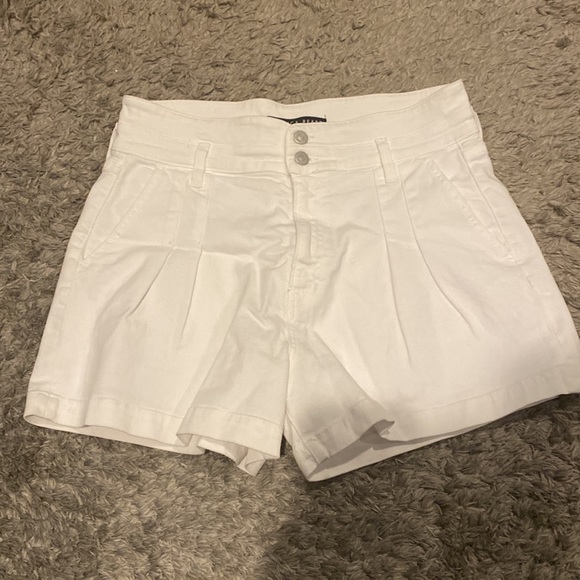 Veronica beard Jaylen denim shorts - Picture 5 of 7